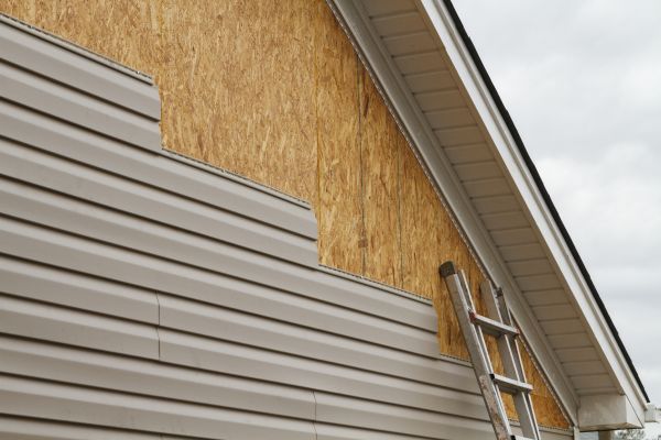 Loose Siding Replacement in Janesville