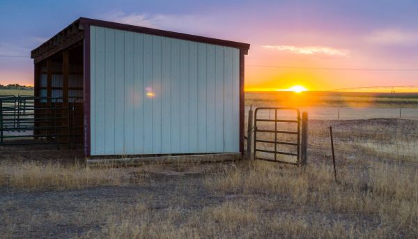 Pole Building Siding Service in Janesville